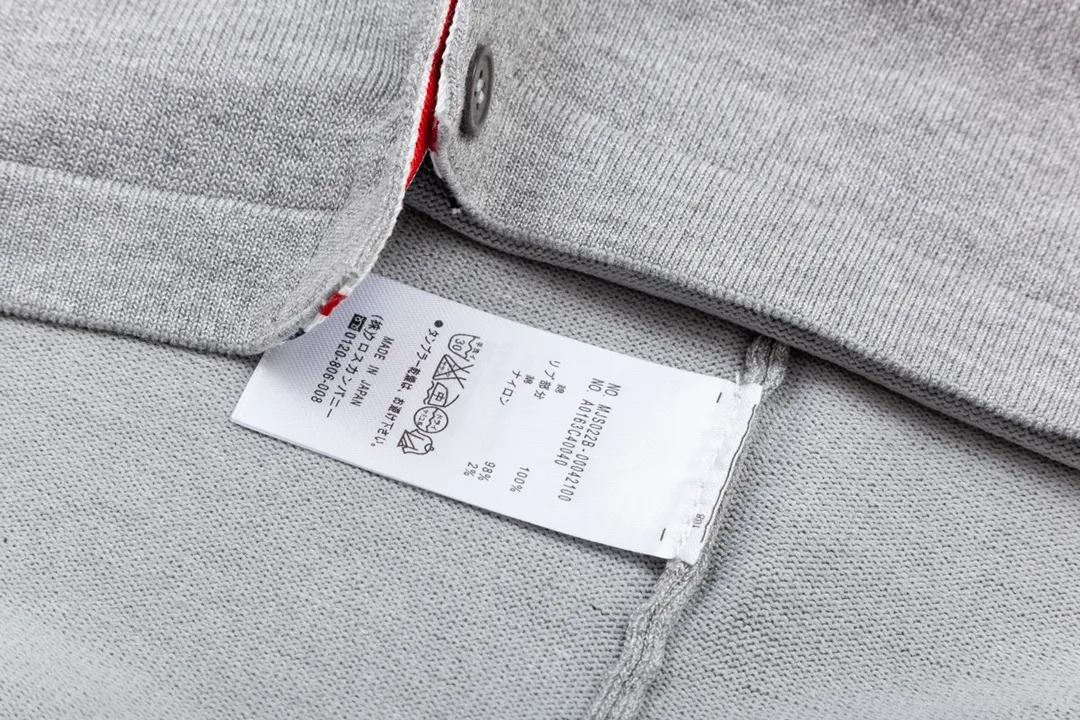Thom Browne ➡️ POLO ， Retro Same Style Versatile 。 : Gray Size：M-3XL